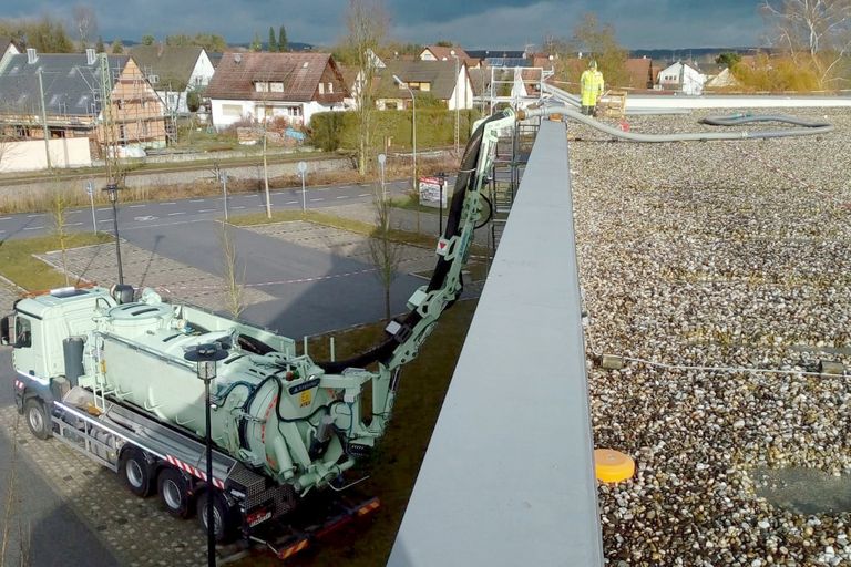 Saugbagger Kelkheim - Flachdachsanierung